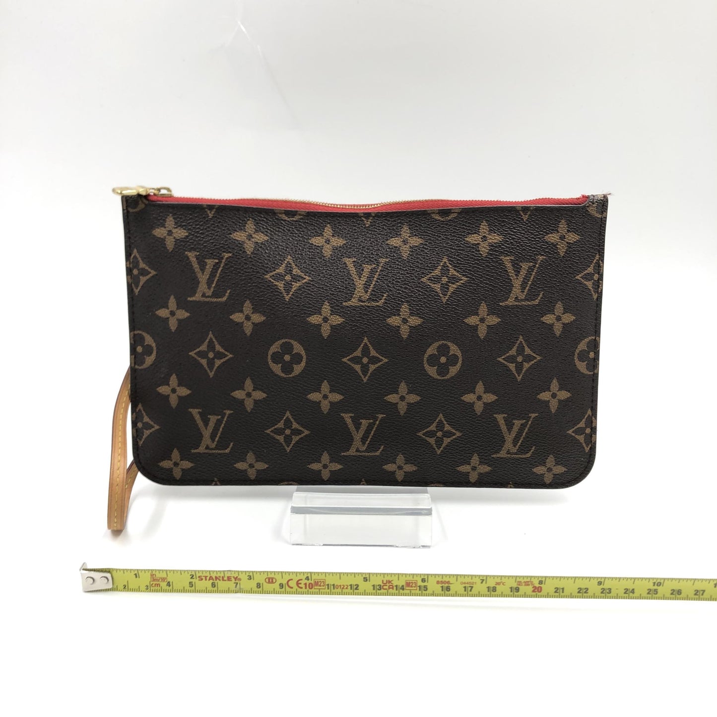 Louis Vuitton Pochette Neverfull PM Monogram