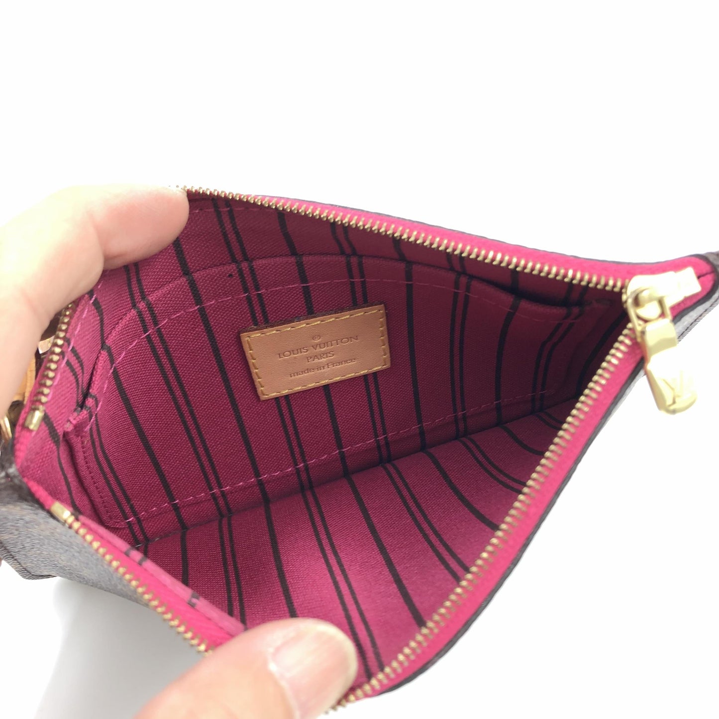 Louis Vuitton Pochette Neverfull Monogram