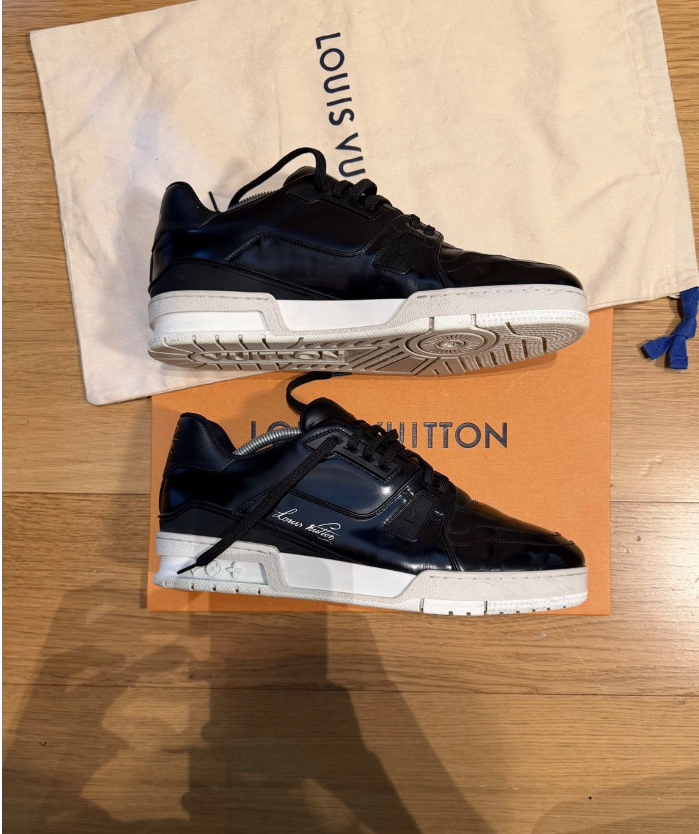 Louis Vuitton LV Trainer Cuir Noir Brillant Sneakers Homme — 43