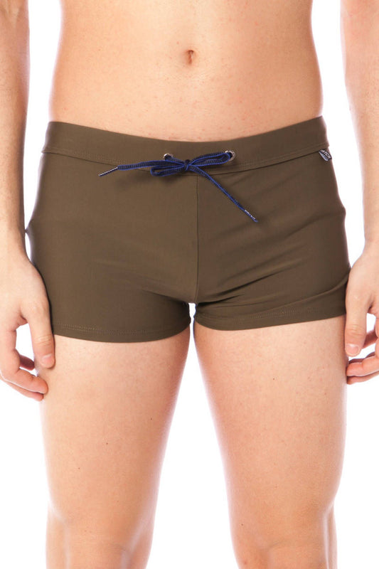 PIÈCES DE COSTUME DATCH SOUS L&#39;HOMME VERT - DATCH